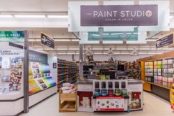 Springfield store paint studio